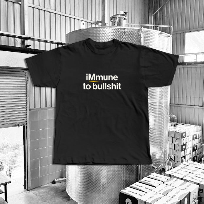 iMmune to bullshit Oversized Tee